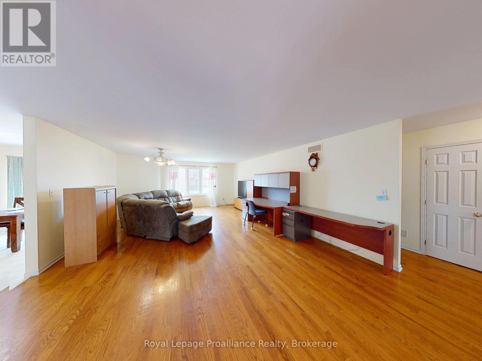 17 SUMAC TERRACE - 2