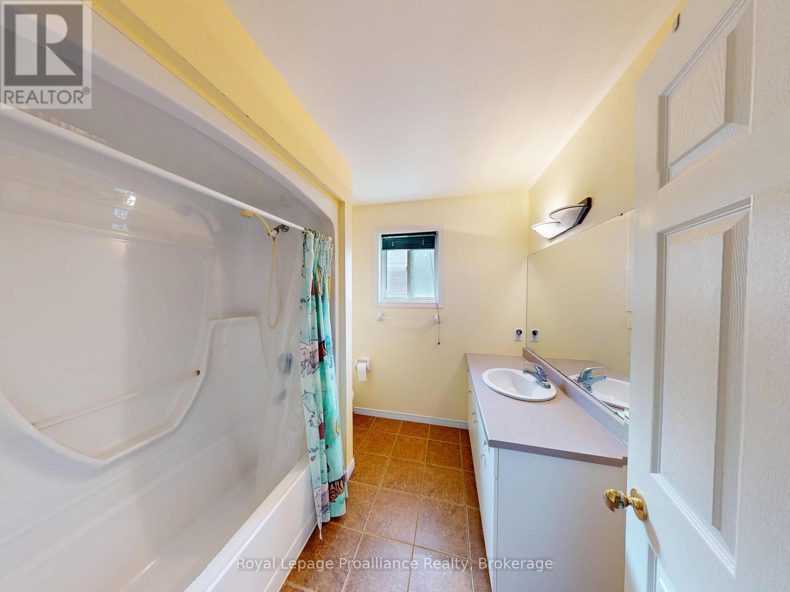 17 SUMAC TERRACE - 9