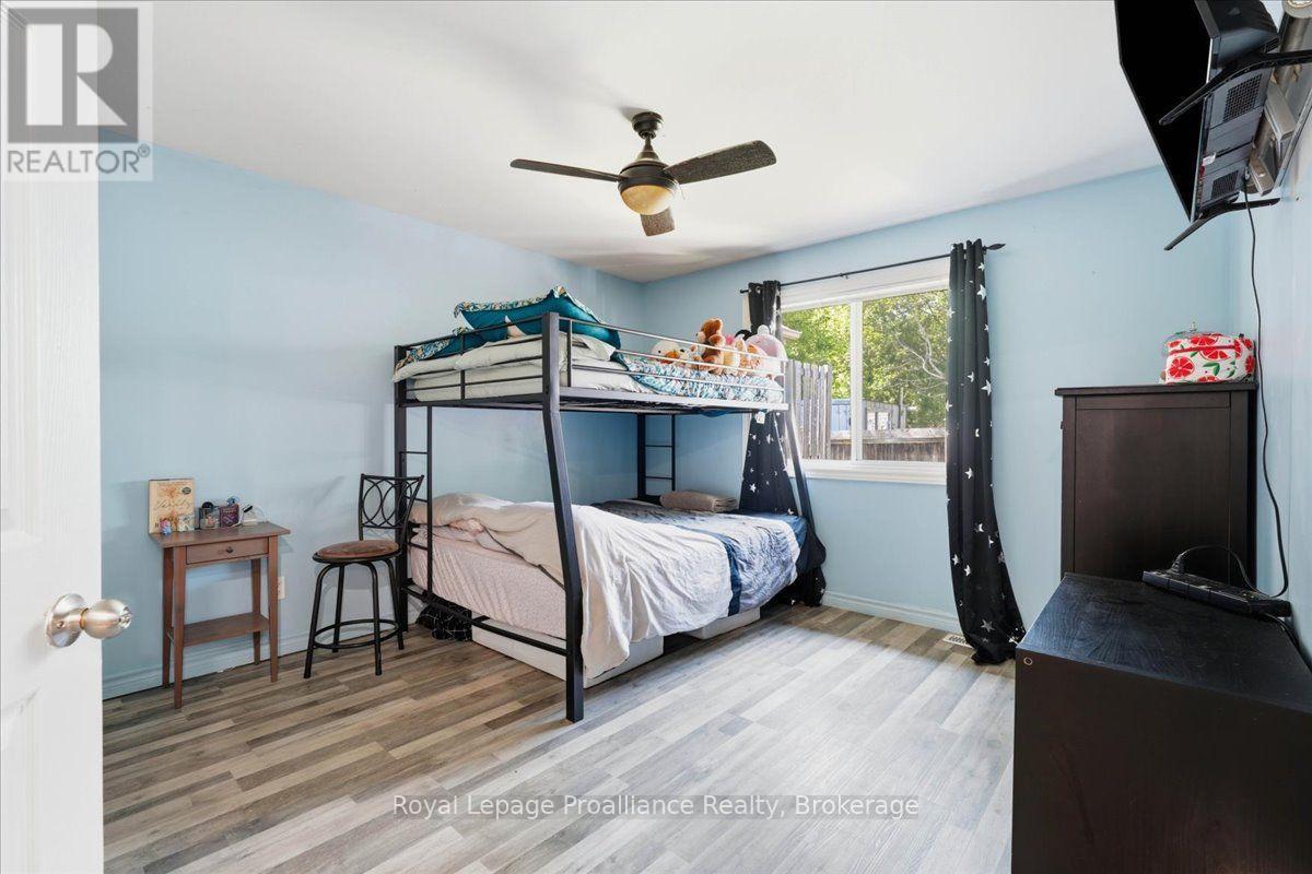 #4 194 HAIG ROAD - 11