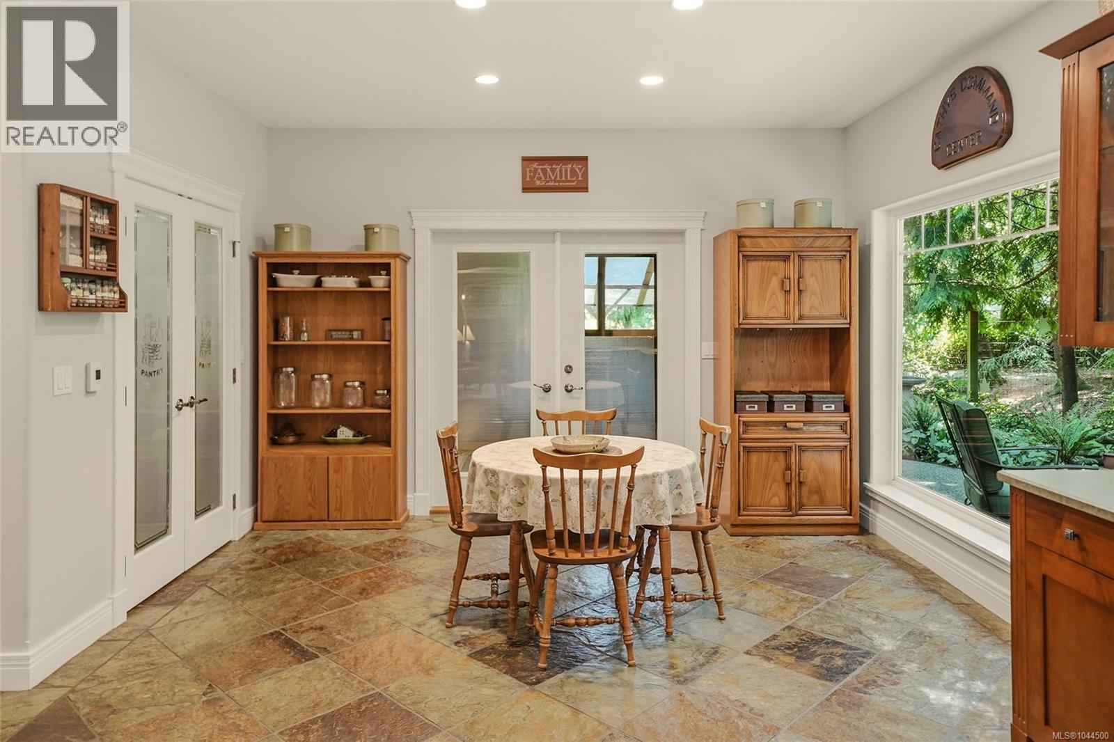 382 Dorset Rd - 25