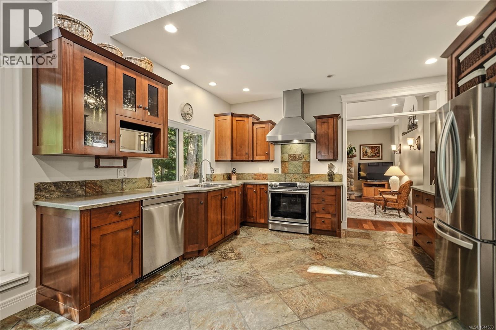 382 Dorset Rd - 4