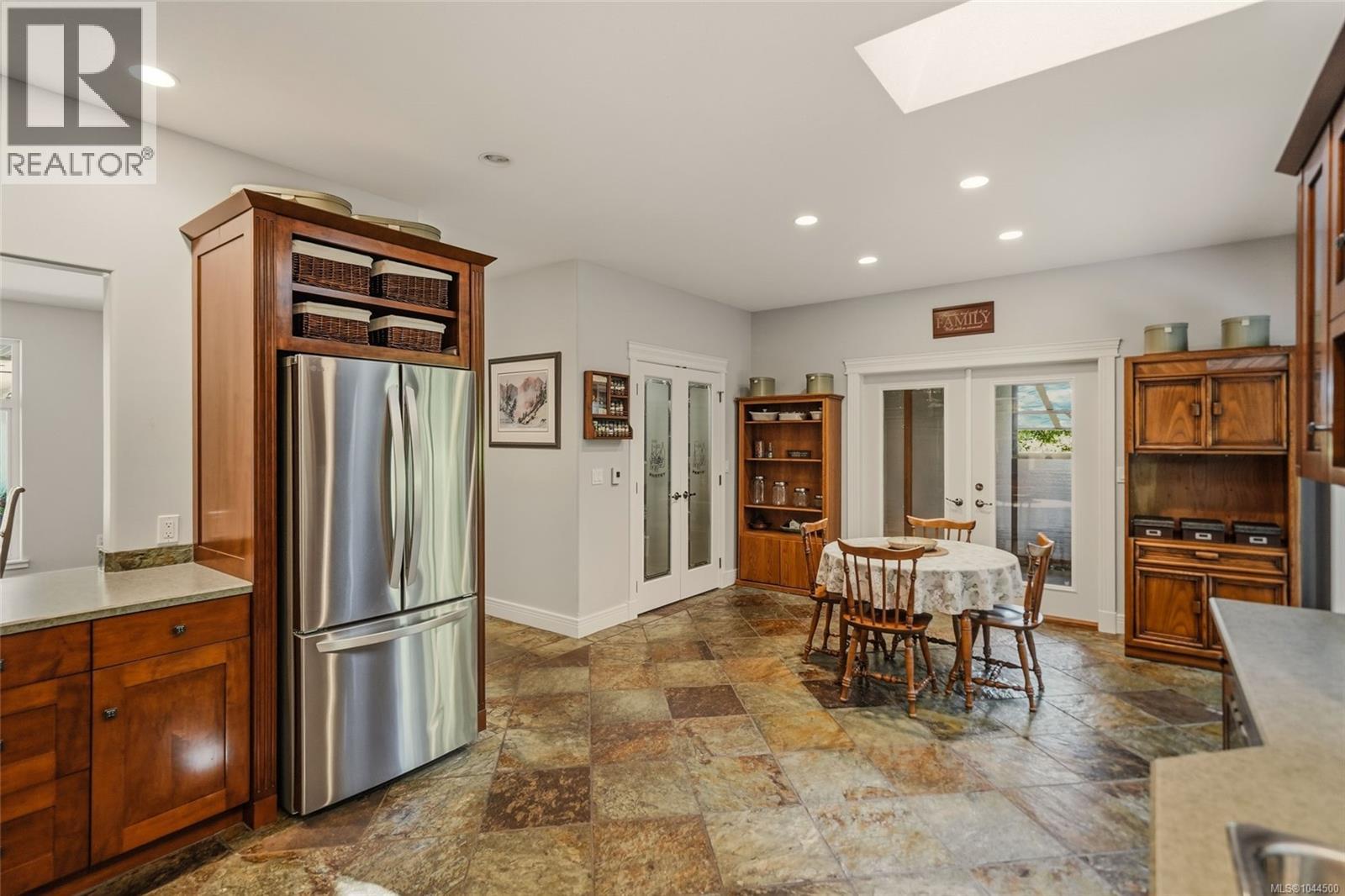 382 Dorset Rd - 23