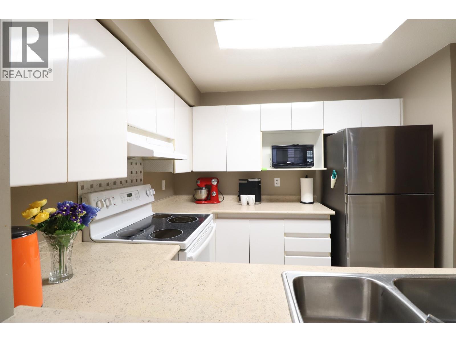 1 Bed, 1 Bath Apartment for Sale in Coquitlam – 206 1199 WESTWOOD STREET, Coquitlam – MLS# R3134960 - Image 27