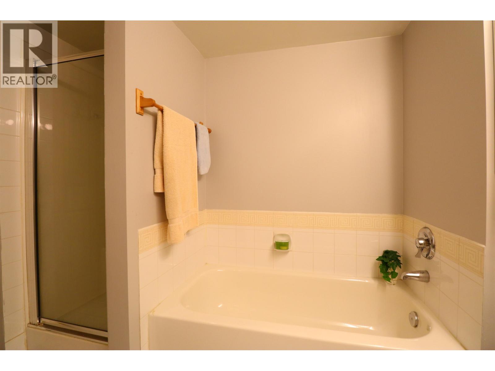 1 Bed, 1 Bath Apartment for Sale in Coquitlam – 206 1199 WESTWOOD STREET, Coquitlam – MLS# R3134960 - Image 33