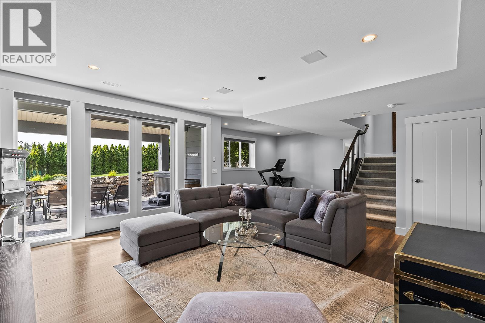 2401 Tallus Heights Drive - 43