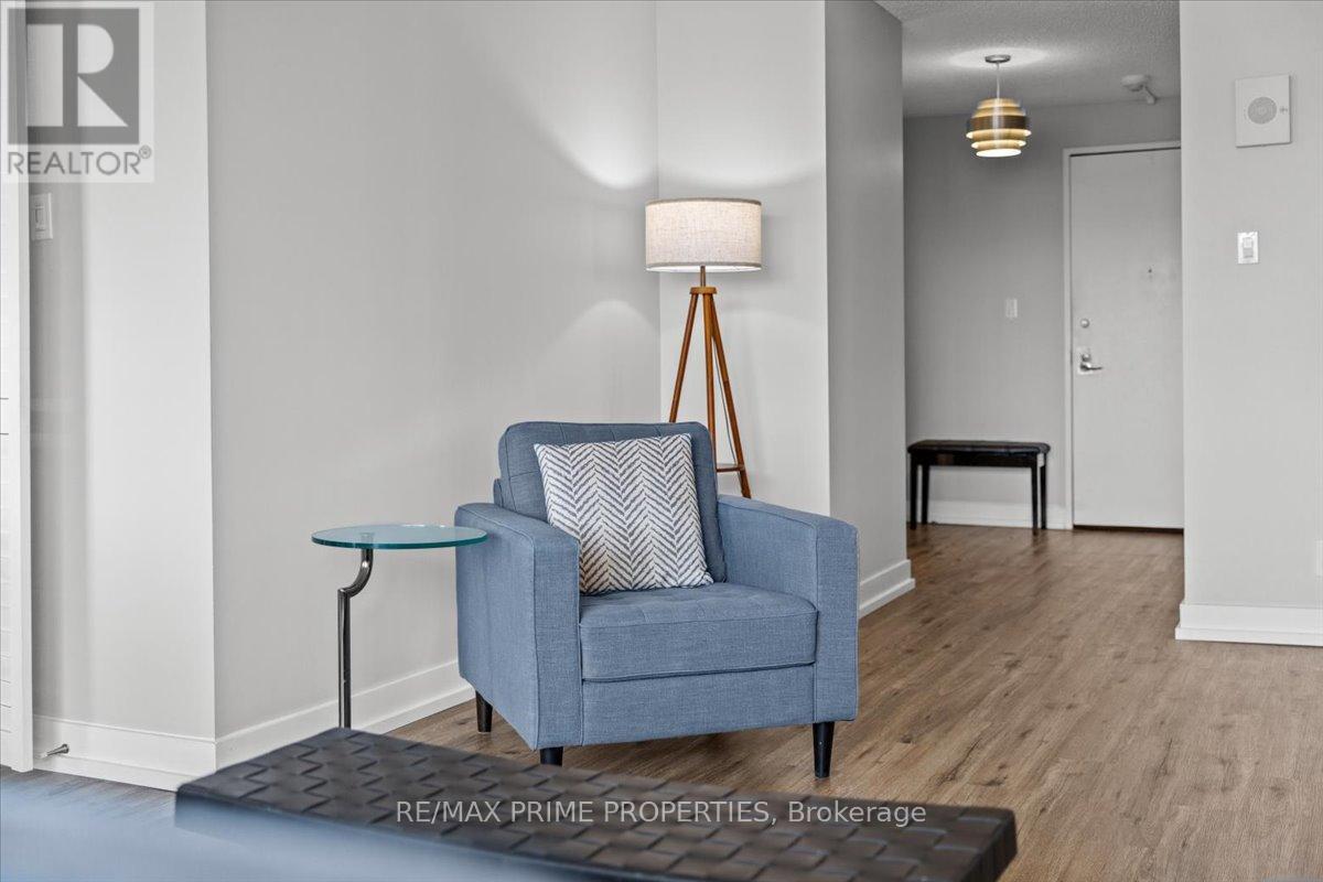 #804 505 ST LAURENT BOULEVARD - Image 14
