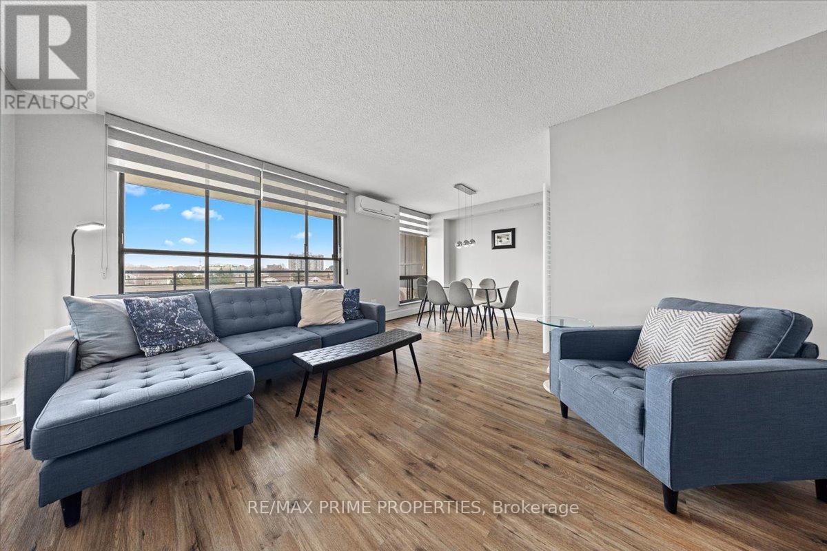 #804 505 ST LAURENT BOULEVARD - Image 18