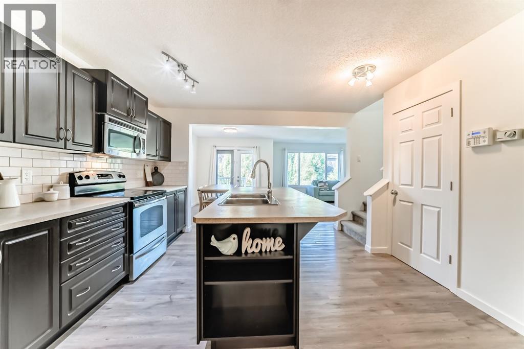 790 River Heights Crescent, River Song, Cochrane photo 1