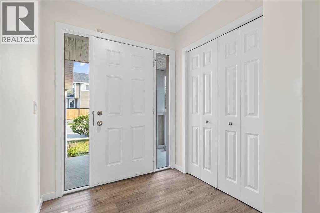 790 River Heights Crescent, Cochrane