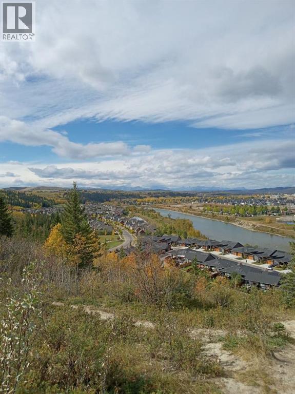 790 River Heights Crescent, Cochrane