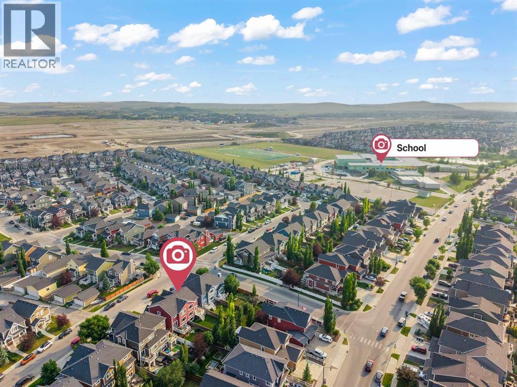 790 River Heights Crescent, Cochrane