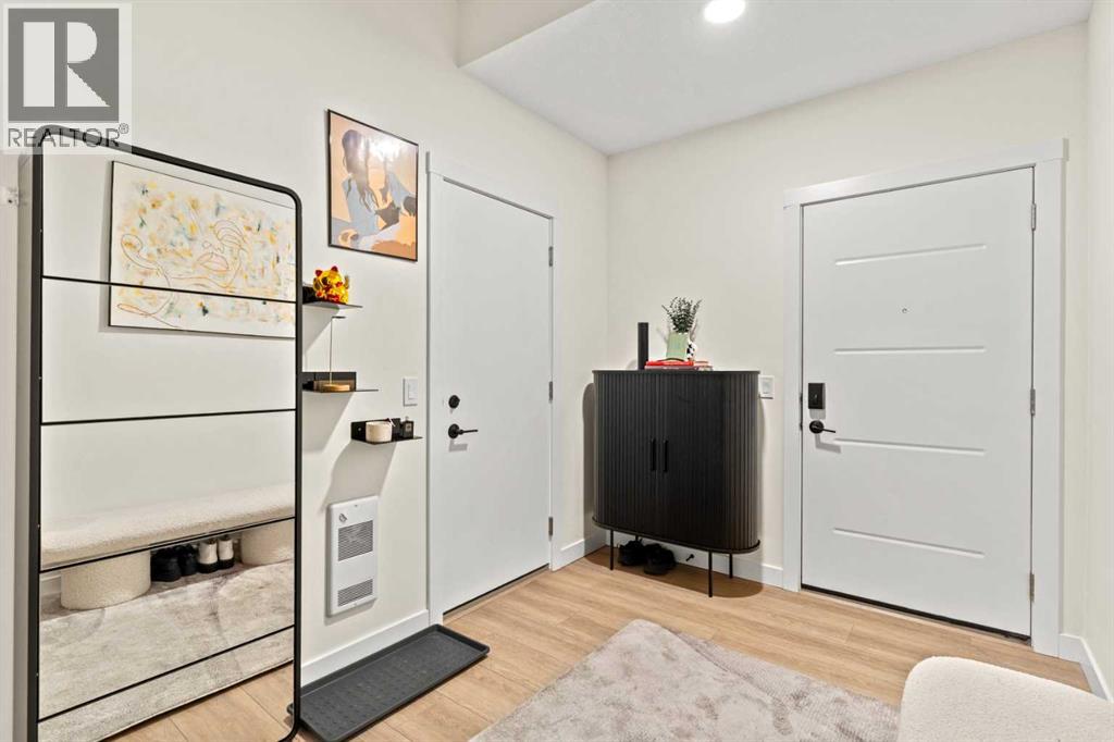105 Sovereign Common SW, Shaganappi, Calgary photo 5