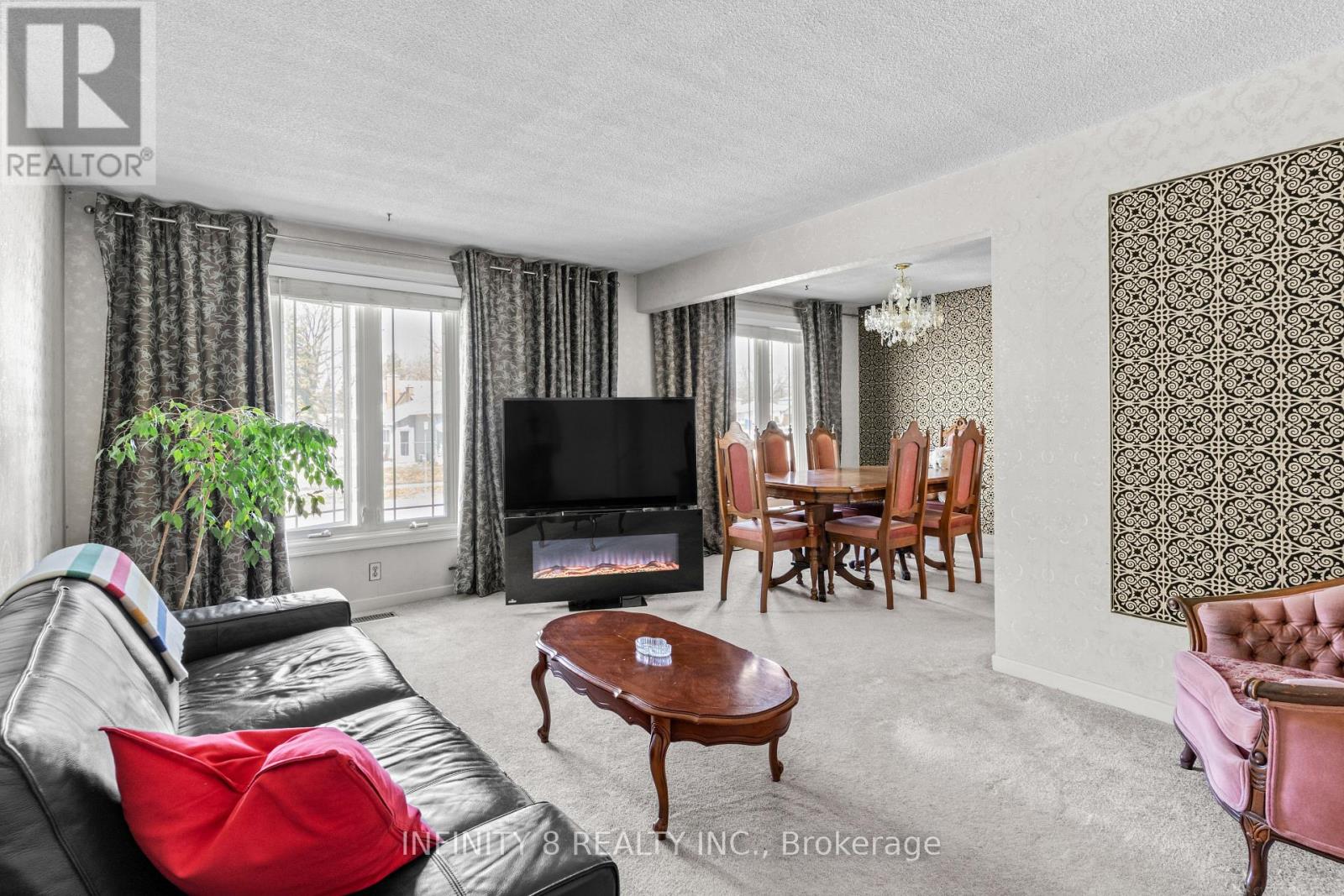 6918 CASEY STREET - 10