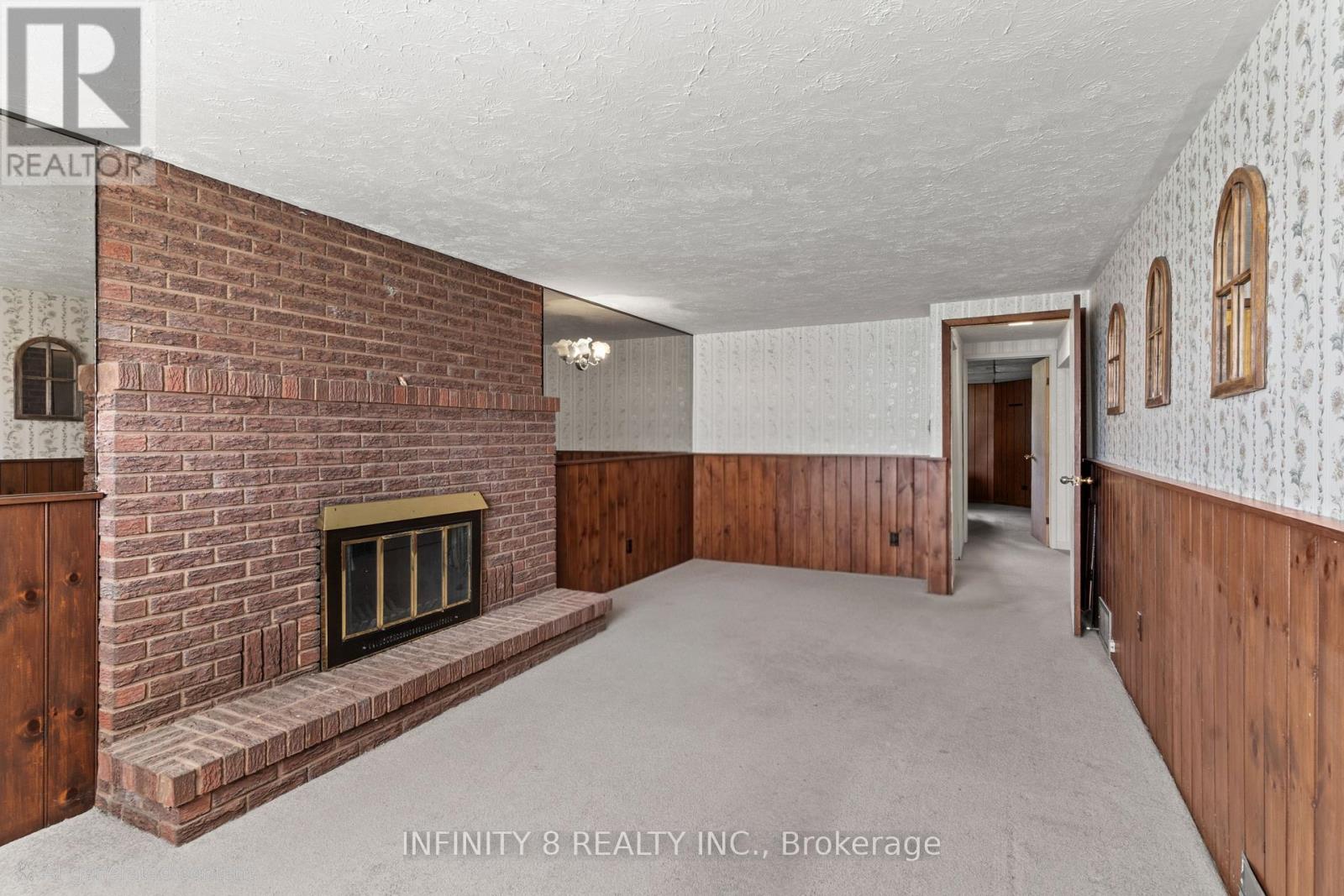 6918 CASEY STREET - 25