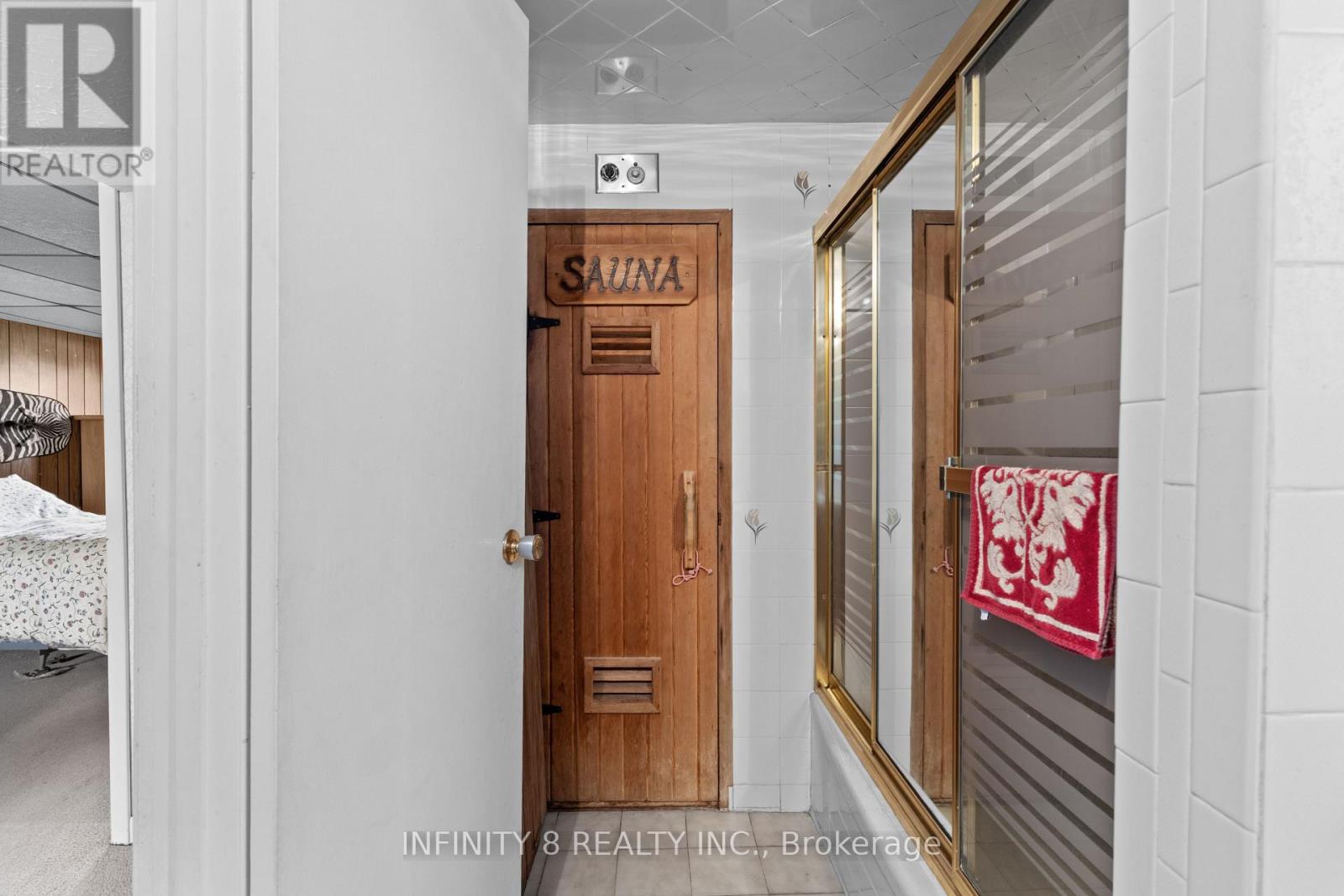 6918 CASEY STREET - 30