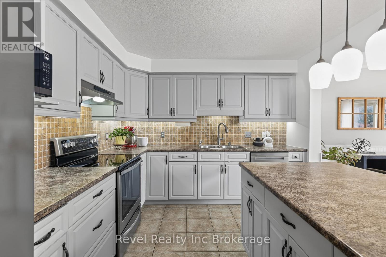762 FRONTENAC CRESCENT - 10