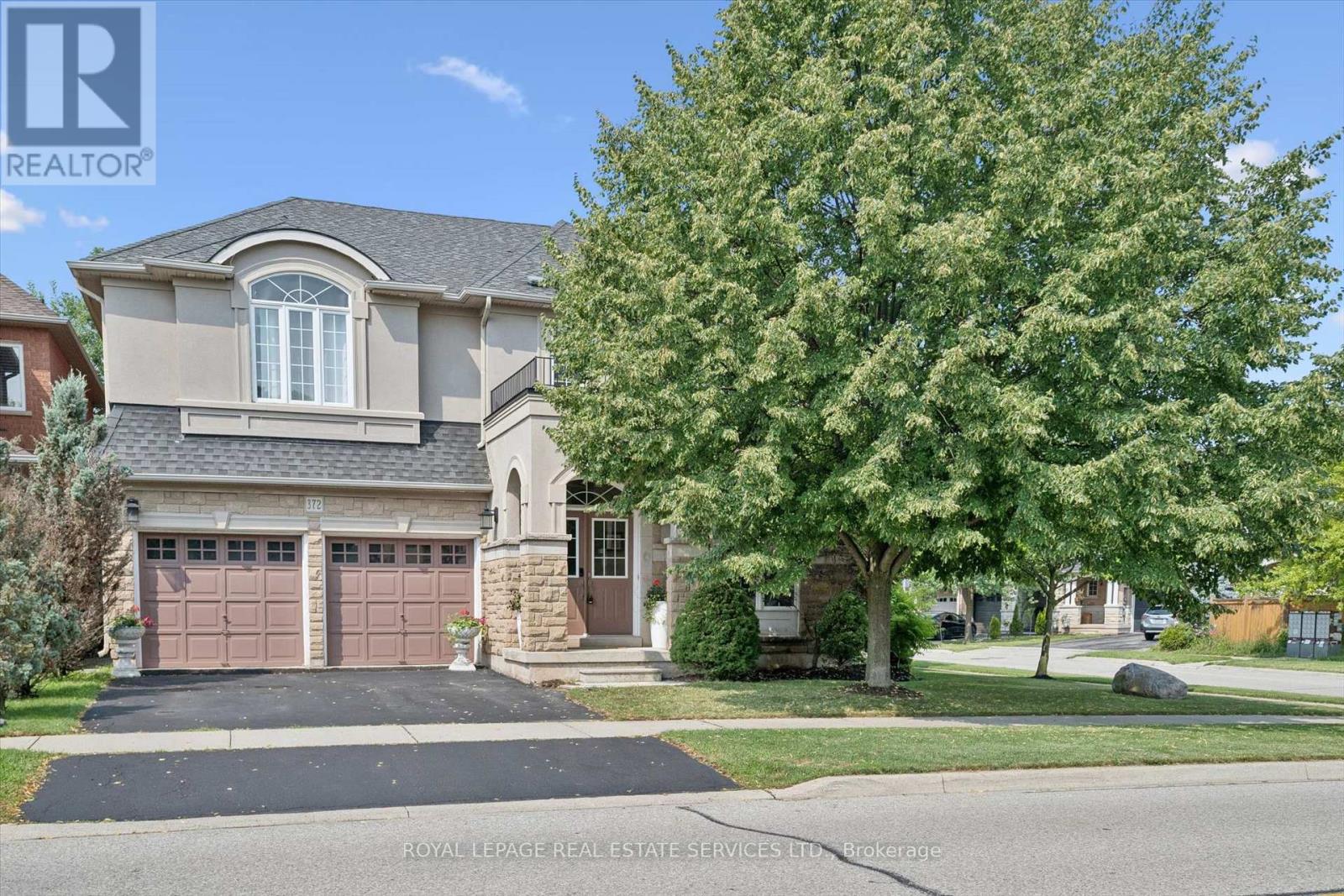372 CREEK PATH AVENUE