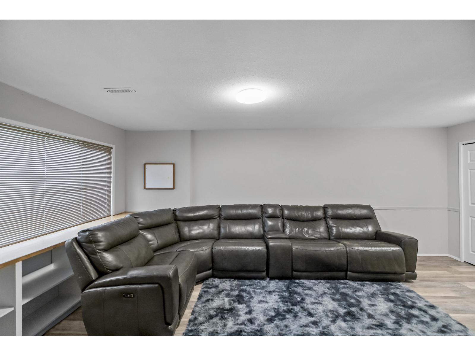 4 Bed, 3 Bath House for Sale in Chilliwack – A 46538 ROLINDE CRESCENT, Chilliwack Proper South – MLS# R3150392 - Image 11