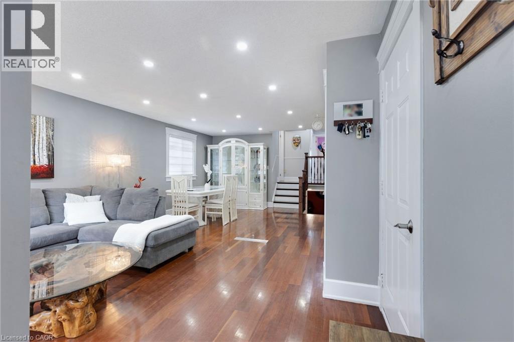 92 JUNIPER Drive - 4