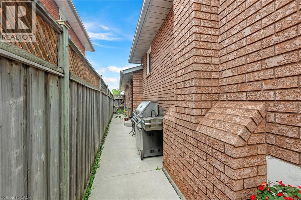 92 JUNIPER Drive - 17