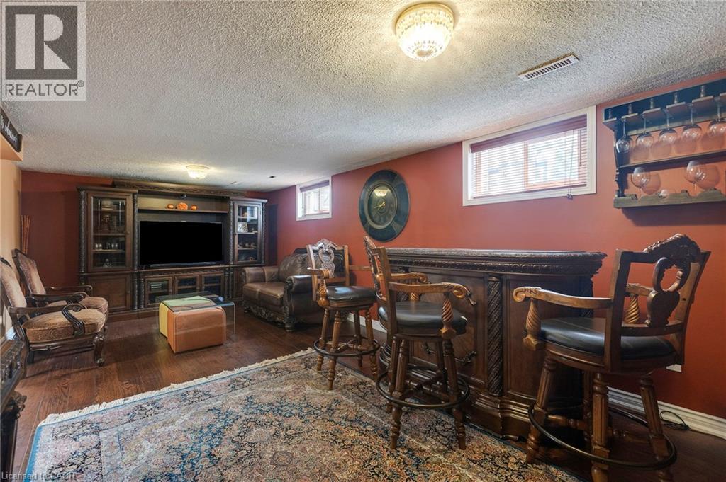 92 JUNIPER Drive - 22