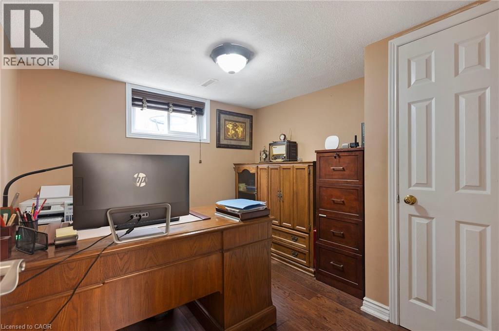 92 JUNIPER Drive - 24