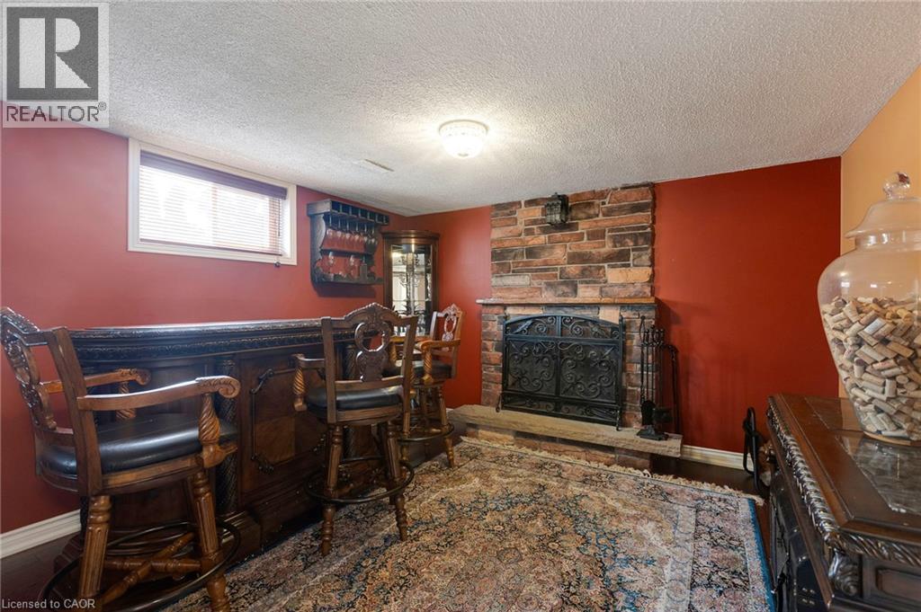 92 JUNIPER Drive - 21