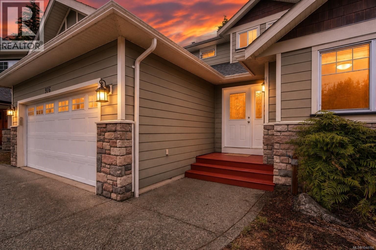 976 Wild Blossom Crt - Image 3