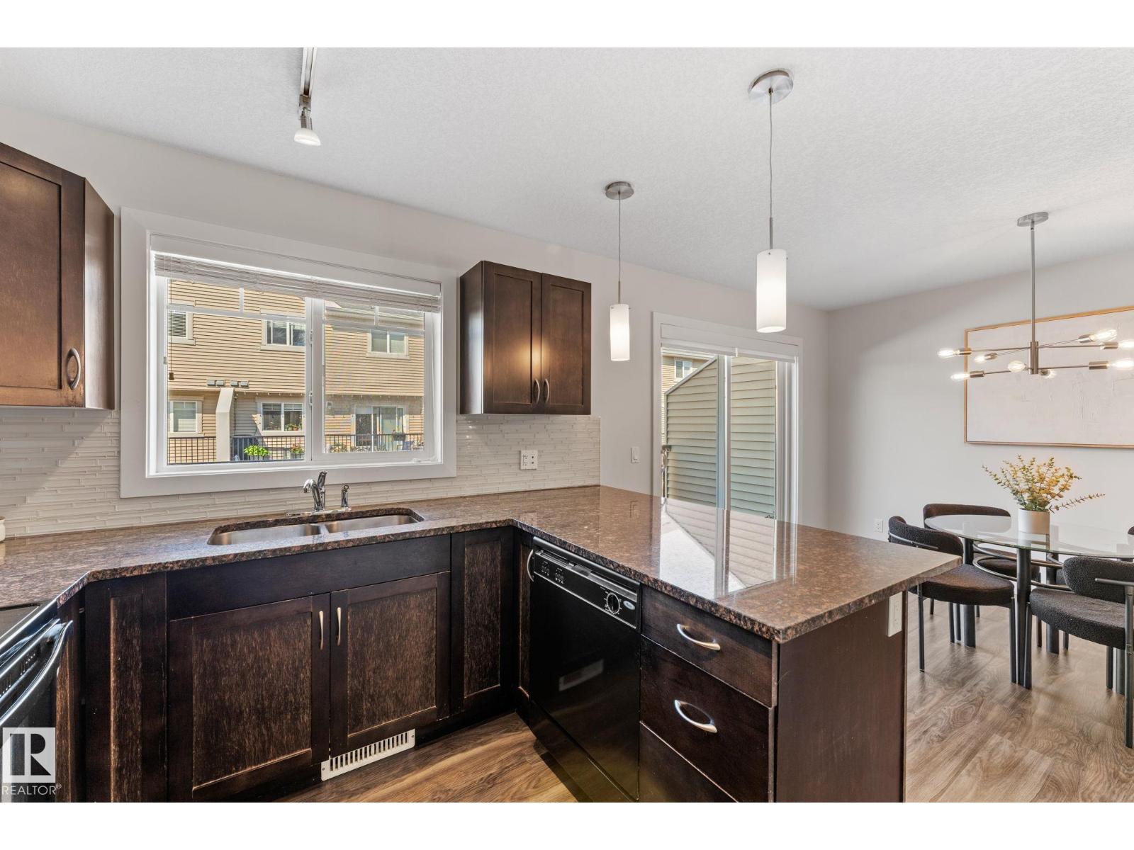 #18 7289 SOUTH TERWILLEGAR DR NW - 11