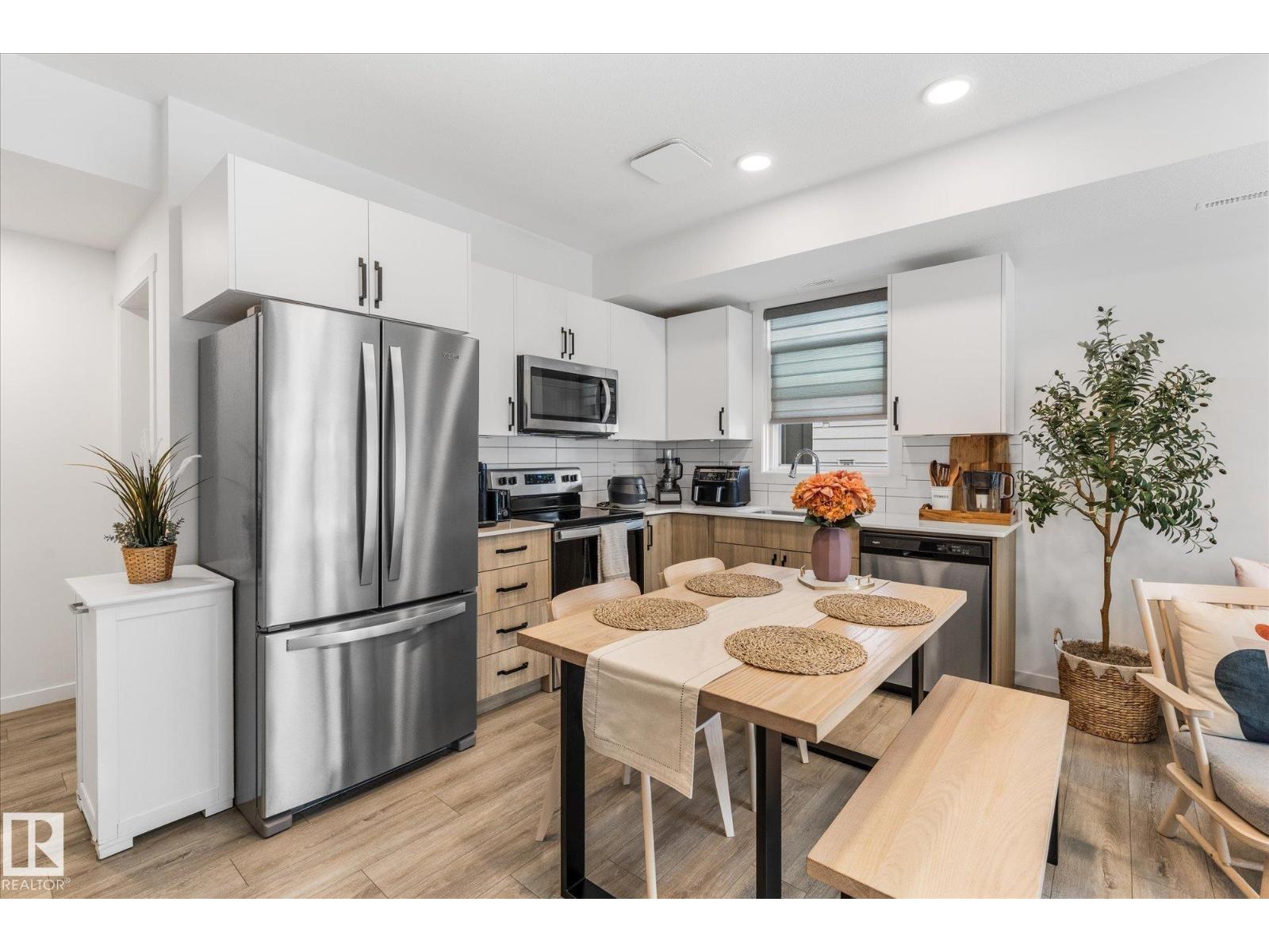 #104 860 SECORD BV NW - 3