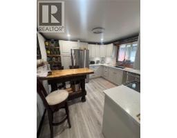 5195 Tallington Drive, Celista, BC V0E1M6 Photo 9