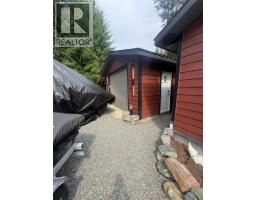 5195 Tallington Drive, Celista, BC V0E1M6 Photo 22