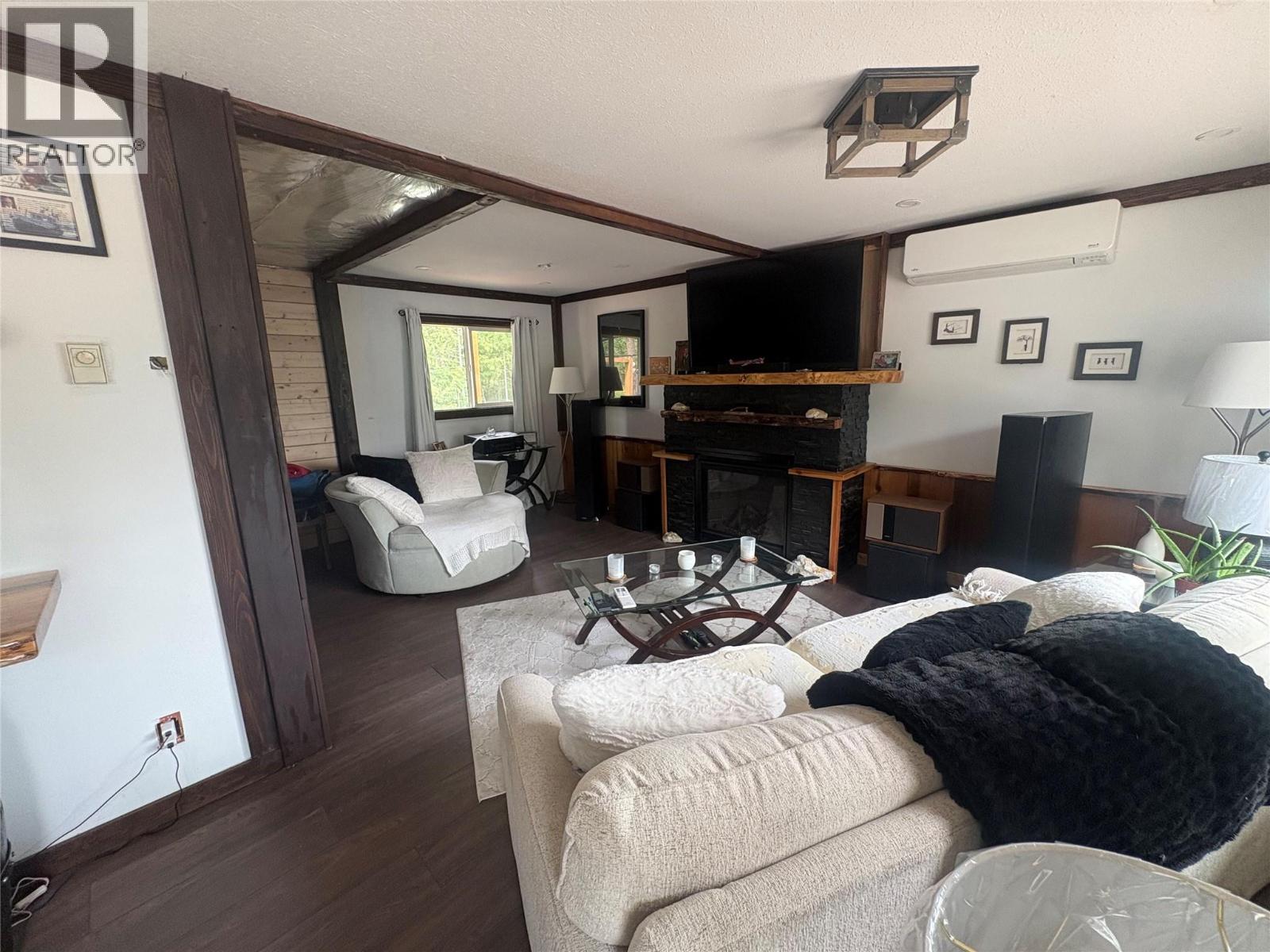5195 Tallington Drive - Image 16