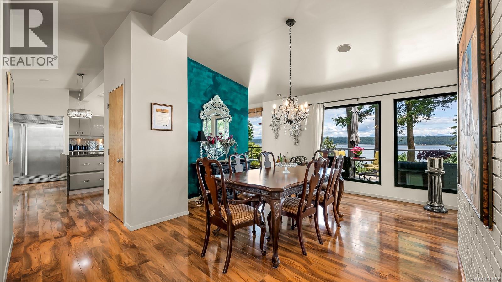 1093 Ash St - 27