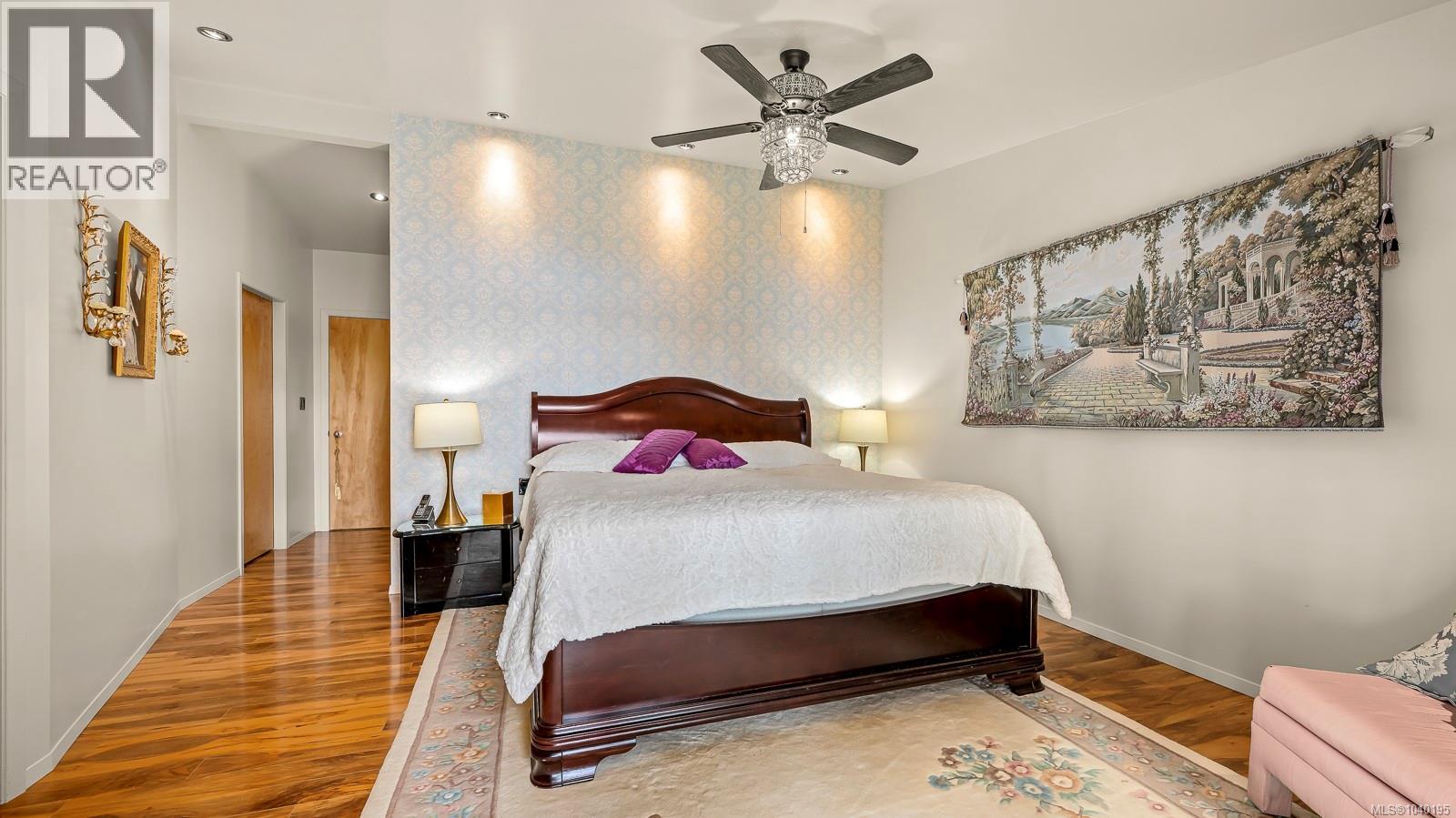 1093 Ash St - 37