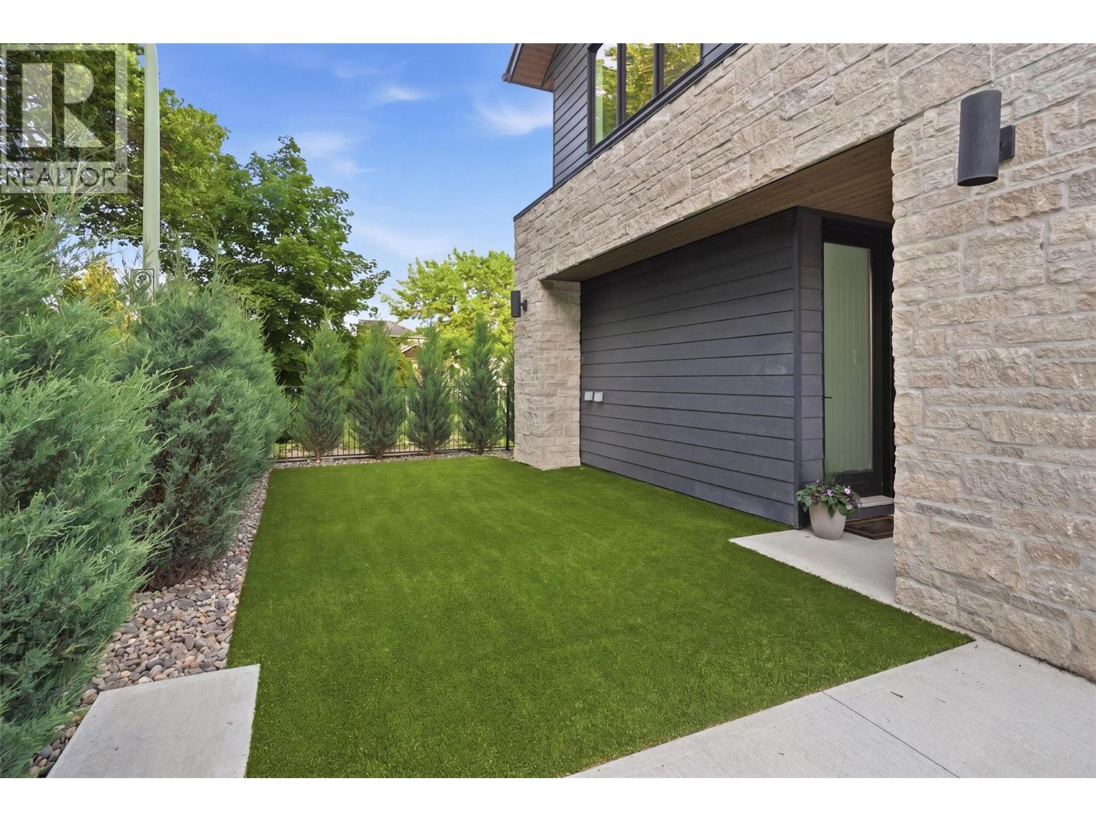267 Lake Avenue, Kelowna