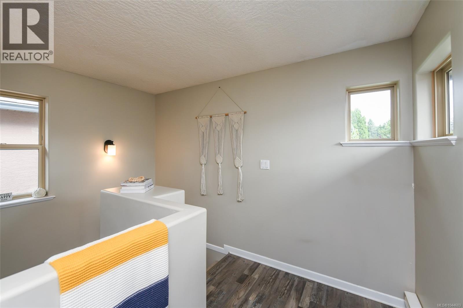 #107 720 Aspen Rd - 44