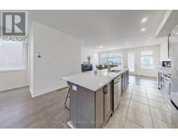 18 Bennington Road, Newmarket, ON L3X0M8 Photo 13