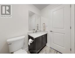 18 Bennington Road, Newmarket, ON L3X0M8 Photo 17