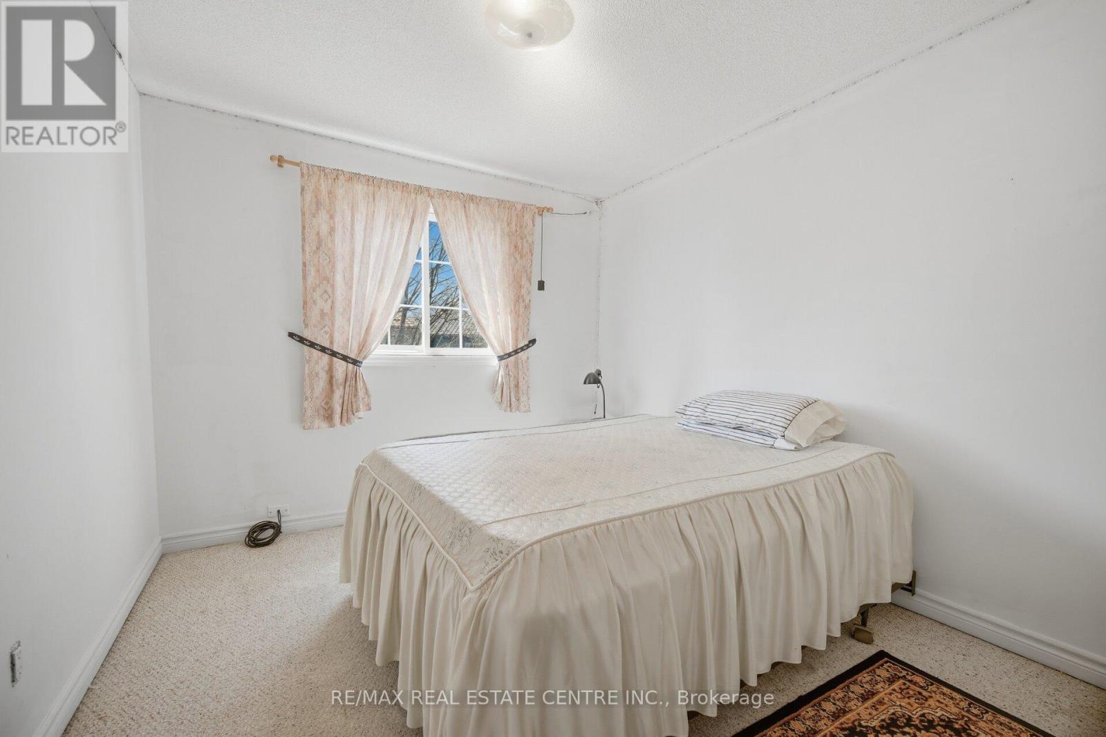 #2 3 HARTNELL SQUARE - 26