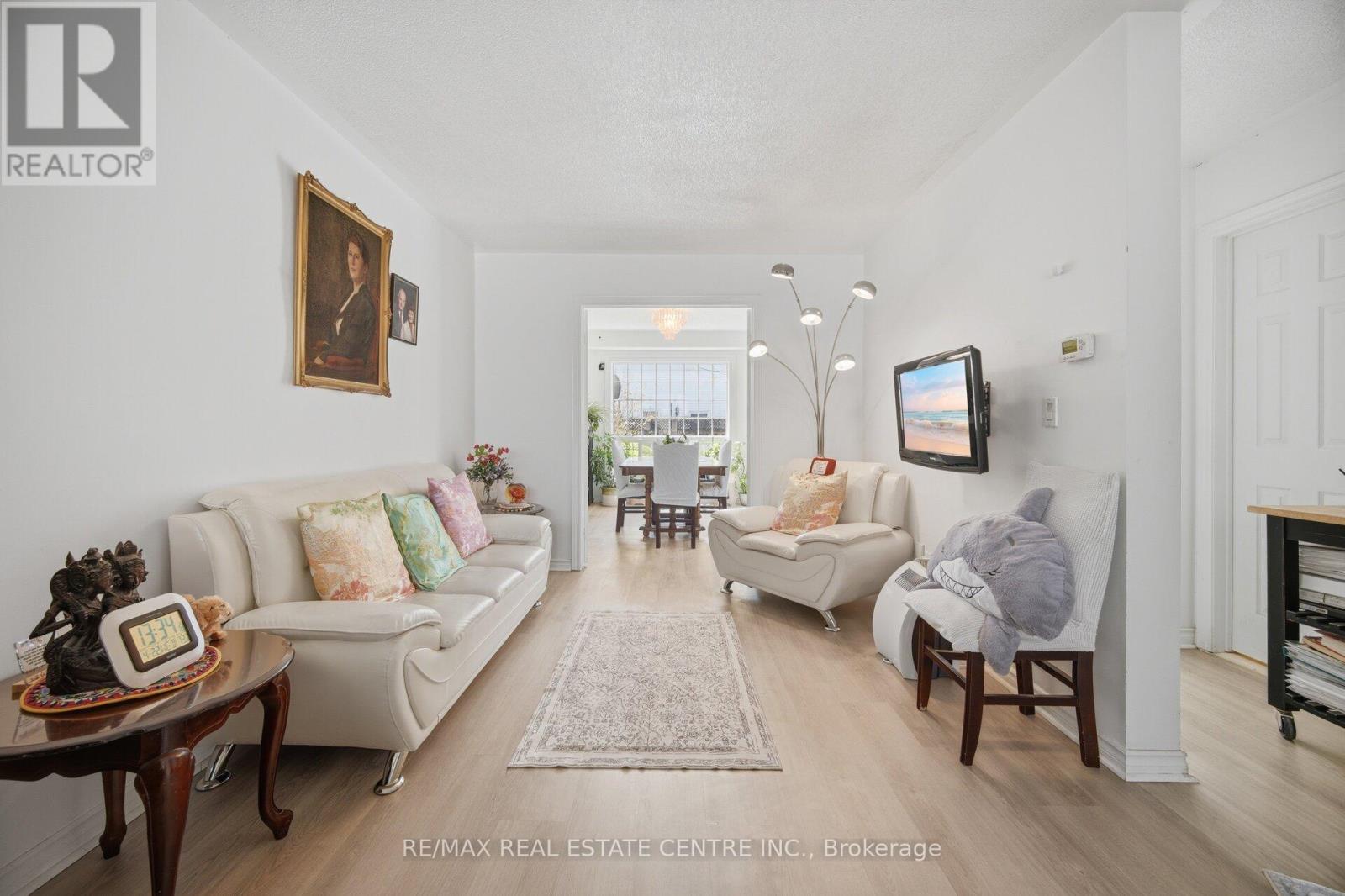 #2 3 HARTNELL SQUARE - 7