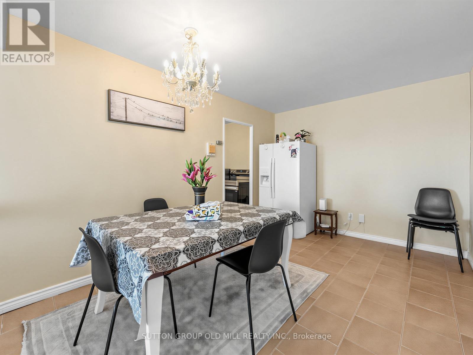 #1001 455 SENTINEL ROAD - 8