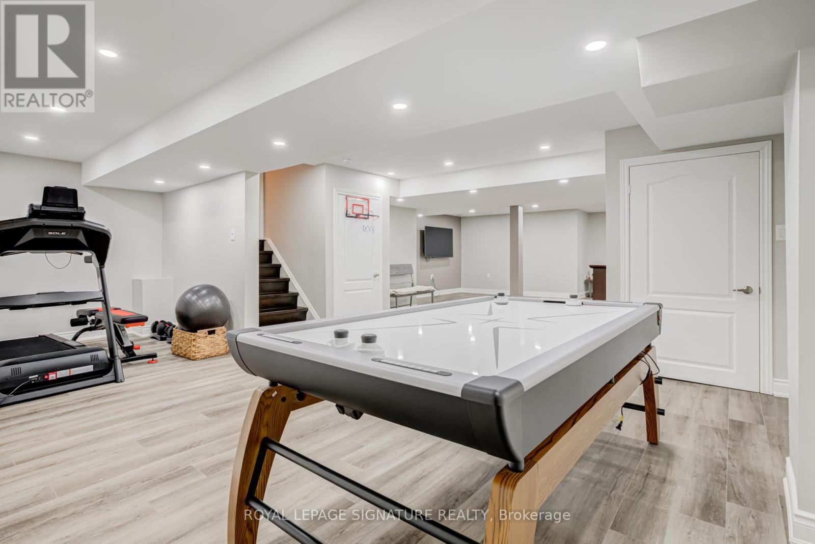 7312 GOLDEN MEADOW COURT - Image 40