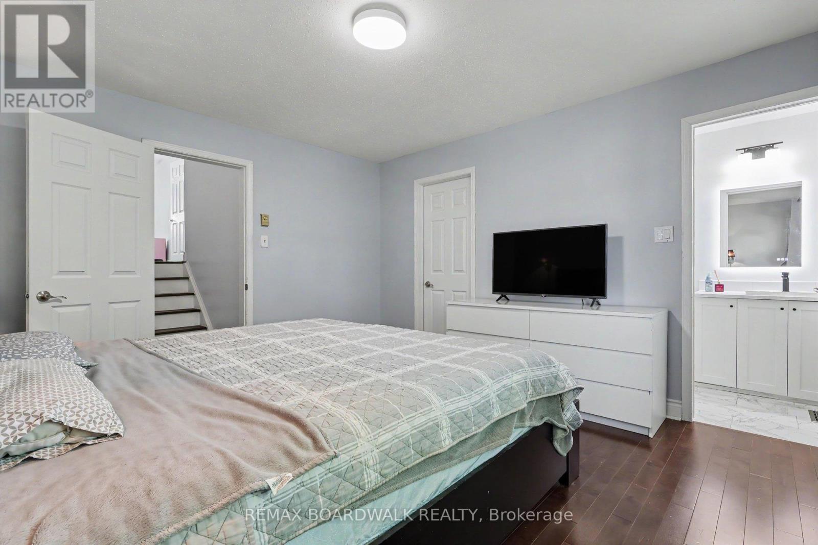 3 Bed, 3 Bath House for Sale in Ottawa – 1388 BEAUCOURT PLACE, Ottawa – MLS# X13541424 - Image 35