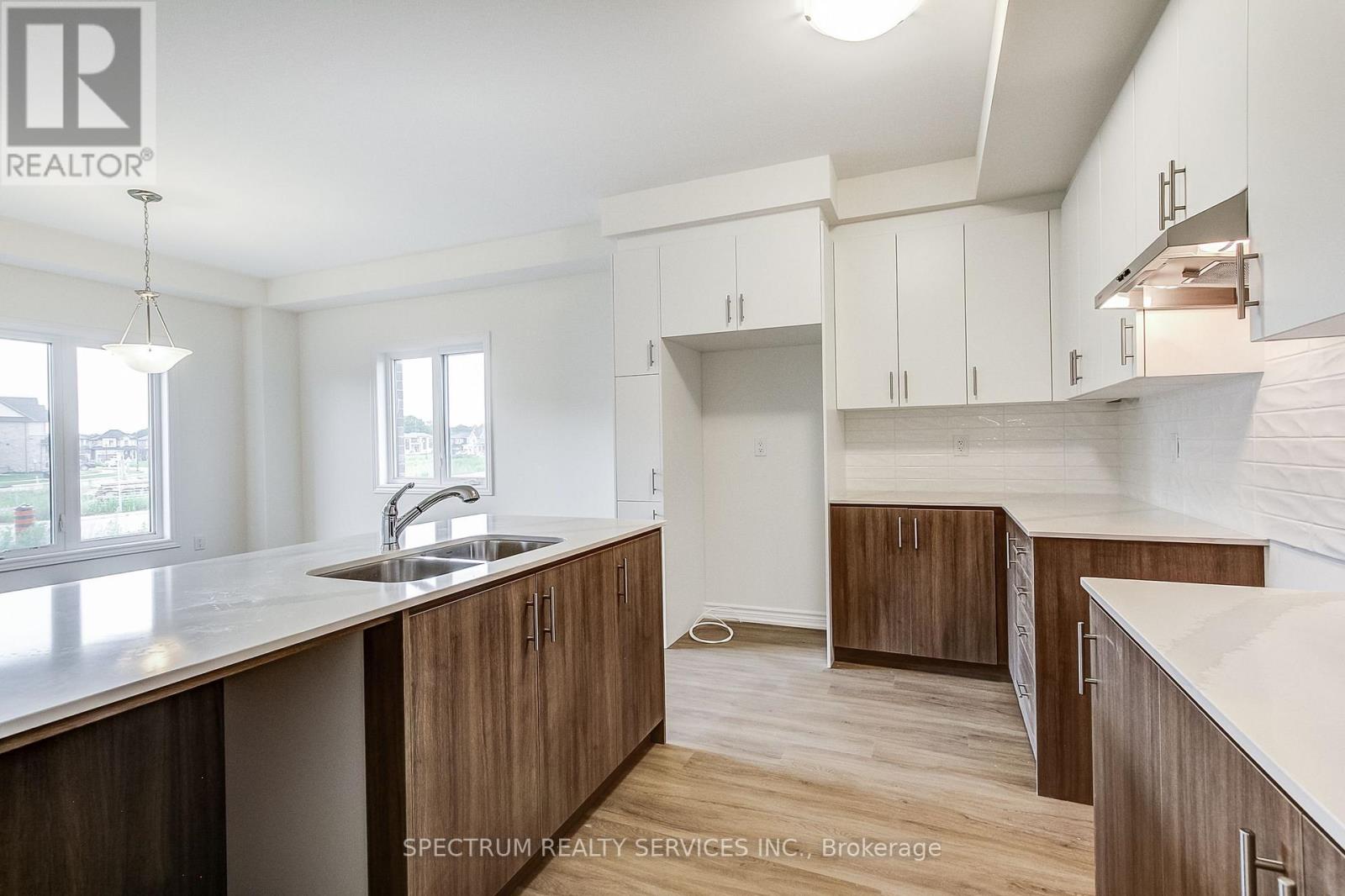 31 STRICKLAND AVENUE - Image 19