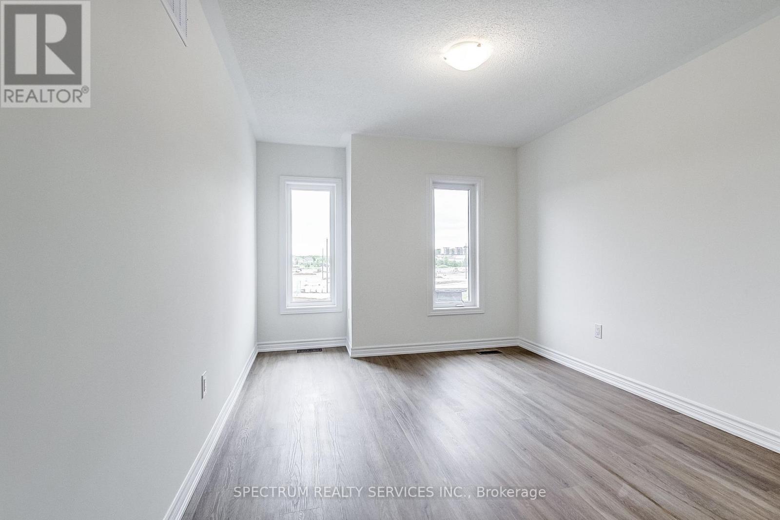 31 STRICKLAND AVENUE - Image 33