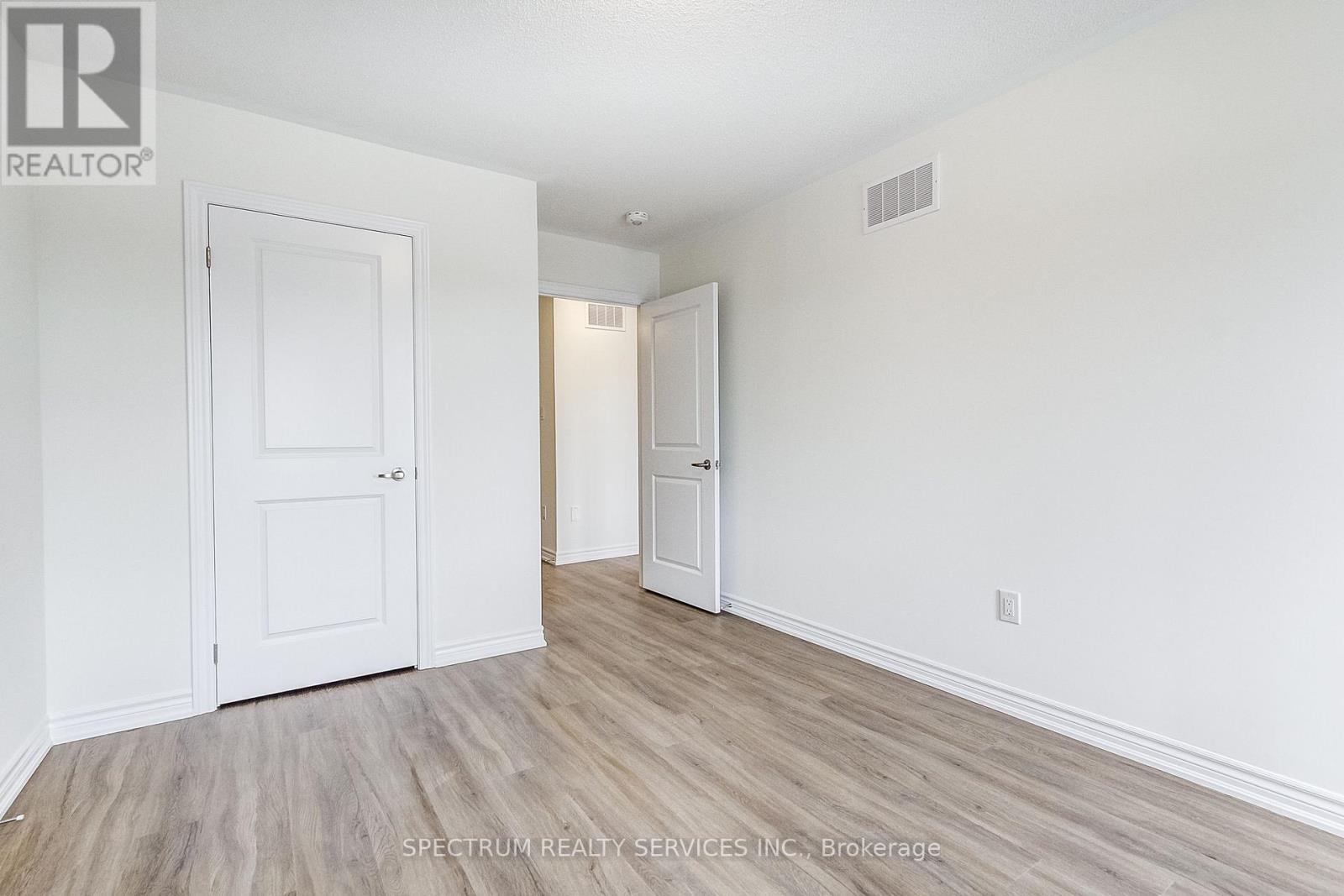 31 STRICKLAND AVENUE - Image 34
