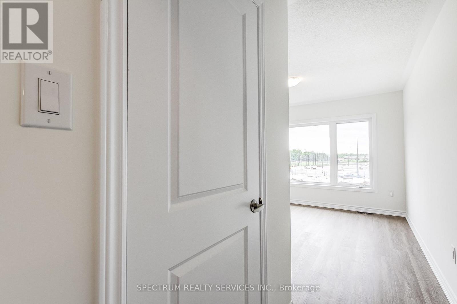31 STRICKLAND AVENUE - Image 36