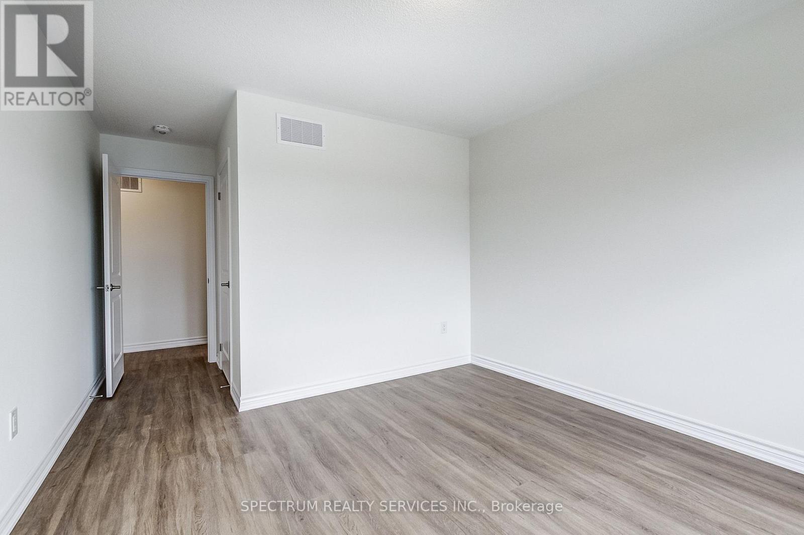 31 STRICKLAND AVENUE - Image 38
