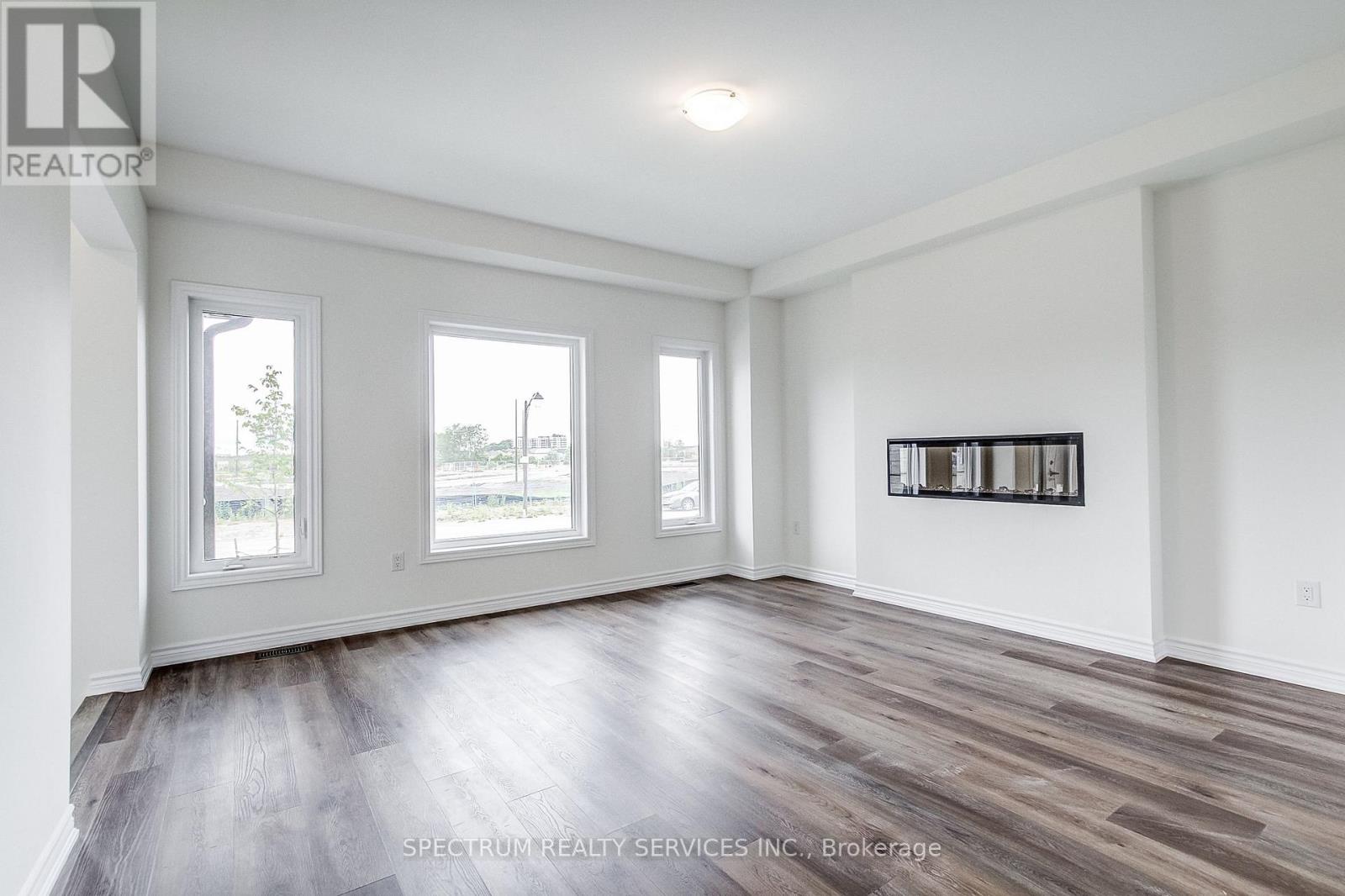 29 STRICKLAND AVENUE - 11